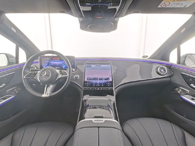 Mercedes-Benz EQE 300 Sedan