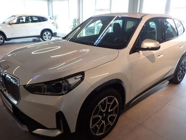 BMW iX1 xDrive30