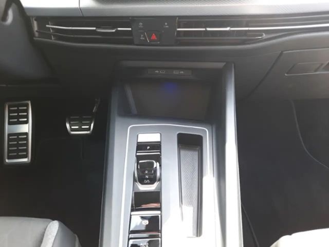 Volkswagen Golf 2.0 TDI DSG Golf VIII Variant