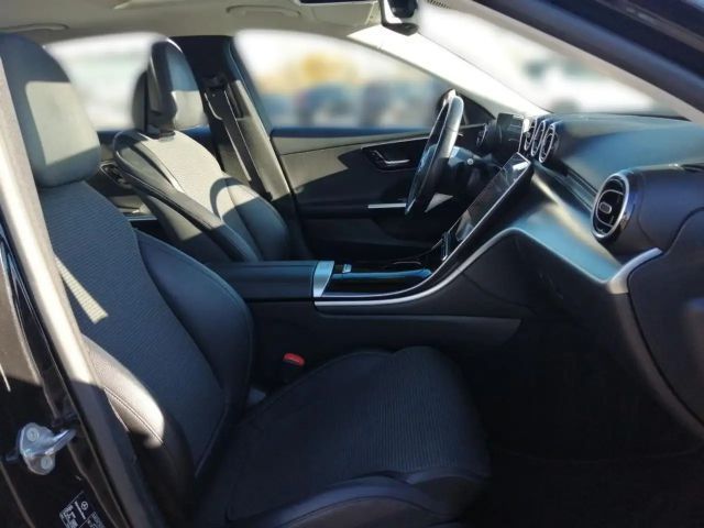 Mercedes-Benz C 220 AVANTGARDE C 220 d Sedan