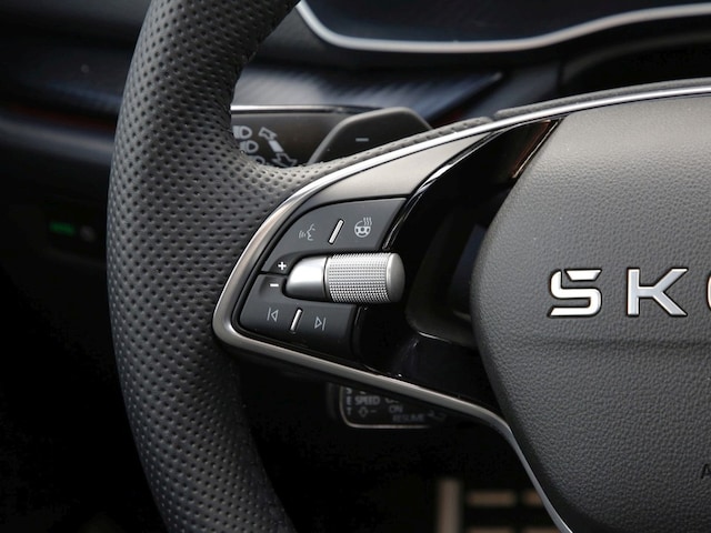 Skoda Octavia 2.0 TDI Combi Sportline