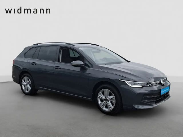 Volkswagen Golf 1.5 eTSI Life Variant