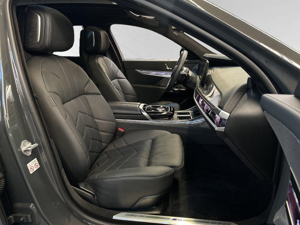 BMW i7 Sedan xDrive60