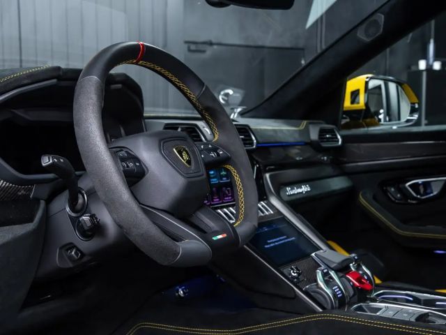 Lamborghini Urus Performante