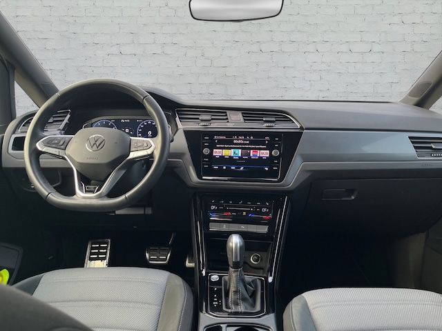 Volkswagen Touran 1.5 TSI DSG Highline R-Line