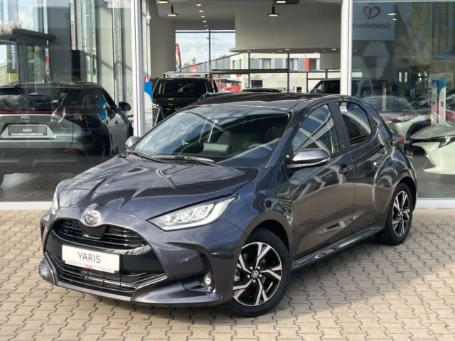 Toyota Yaris Hatchback Hybride VVT-i