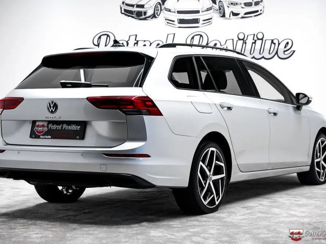 Volkswagen Golf DSG Life Variant