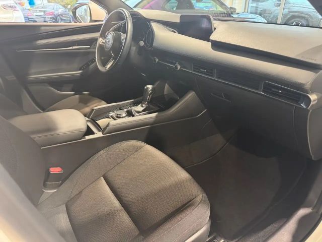 Mazda 3 Autom. Navigation/Head-Up Display/LED/PDC/ACC