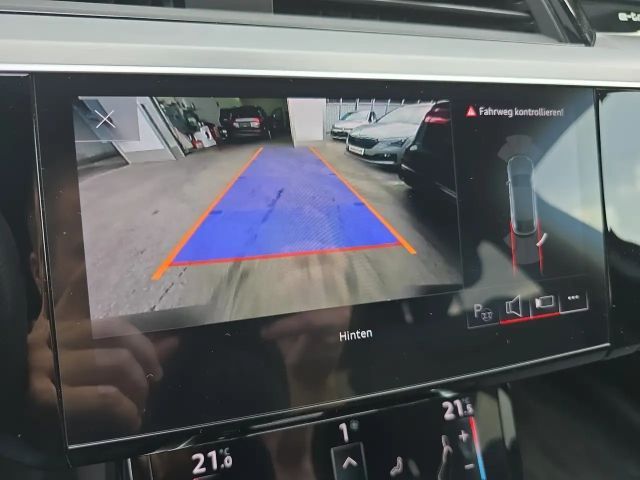 Audi Q8 e-tron 50 Business Quattro