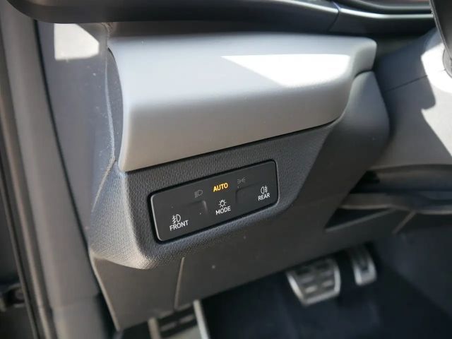 Cupra Terramar 1,5 eTSI DSG Cupra, LED, Full Link, ACC, 360° K...