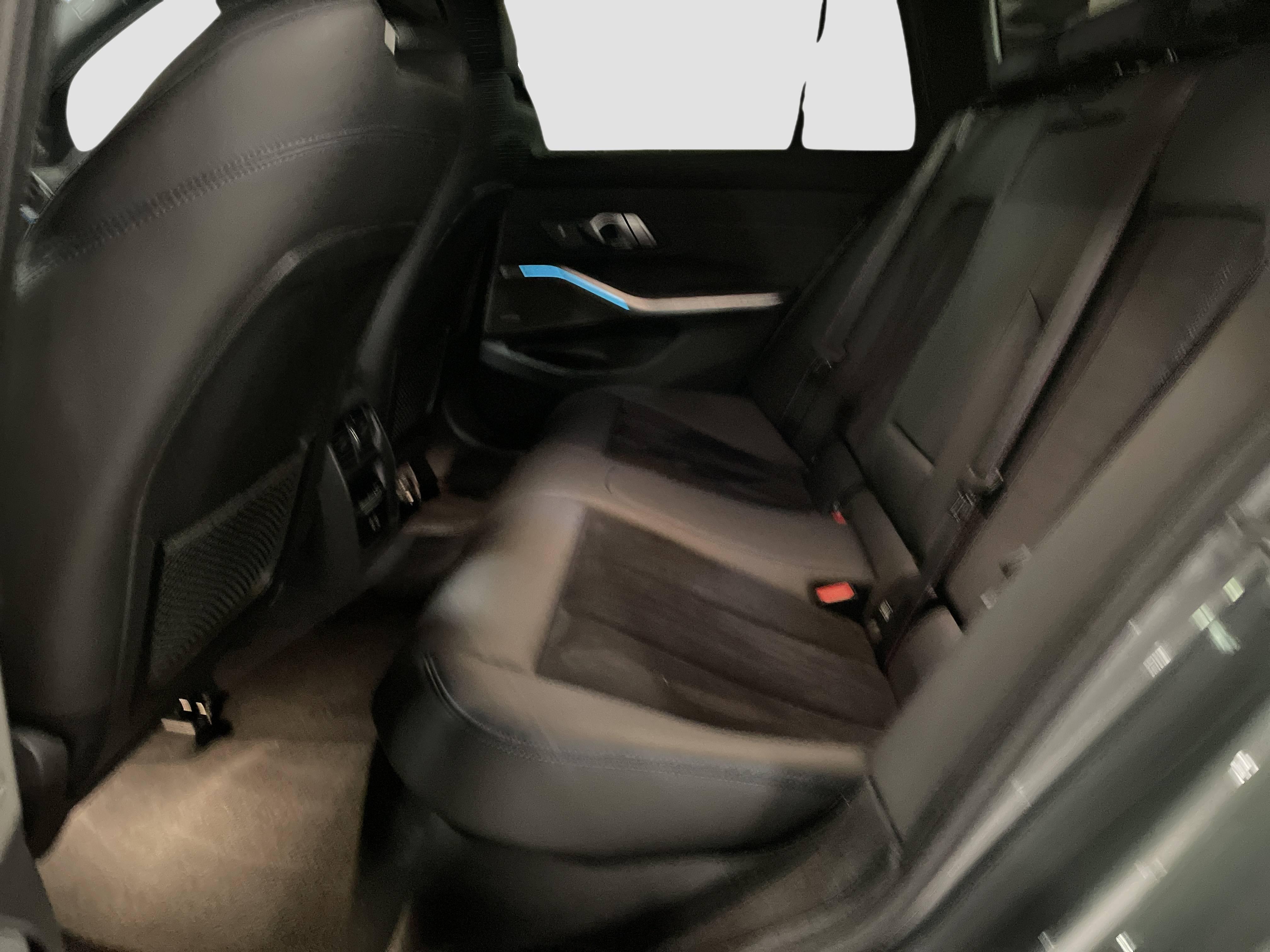 BMW 330 330e Touring xDrive