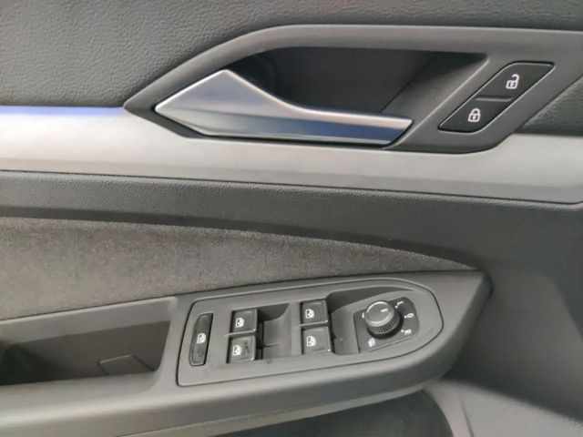Volkswagen Golf 1.5 eTSI DSG Life