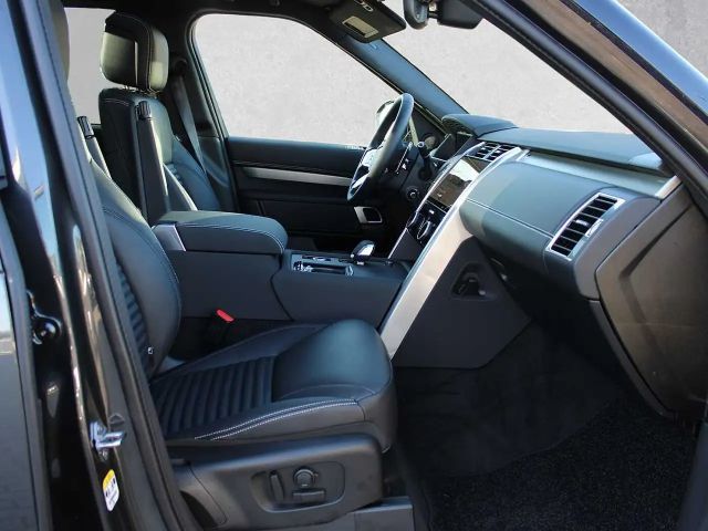 Land Rover Discovery D250 Dynamic SE