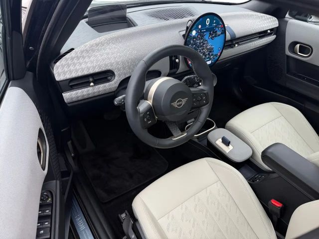 MINI Cooper ADAPTLED/HEADUP/PANORAMA/CARPLAY
