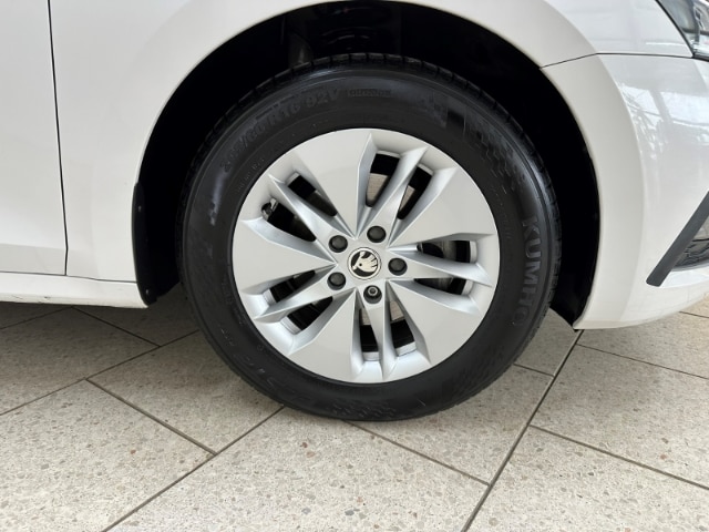 Skoda Octavia 1.5 TSI Ambition Combi