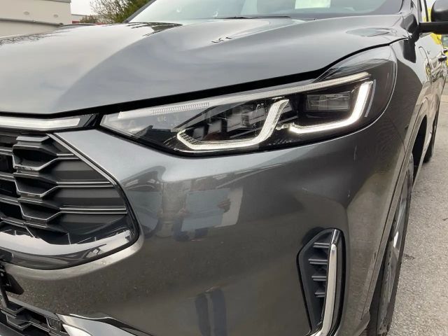 Ford Kuga Plug in Hybrid ST Line X