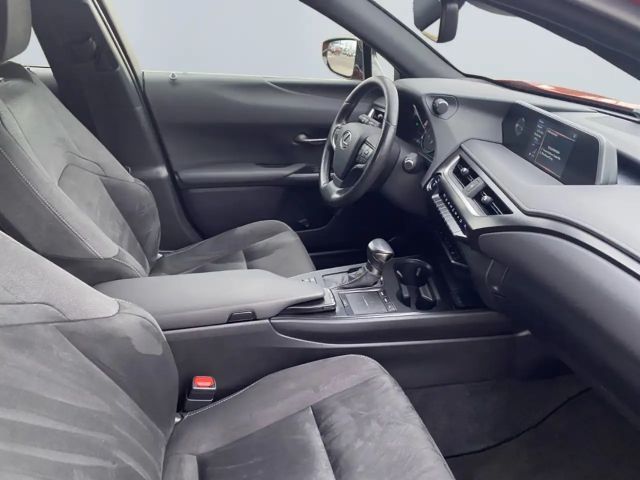 Lexus UX 250h Style Edition