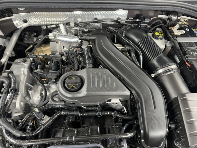 Volkswagen Golf 1.5 TSI Life Variant