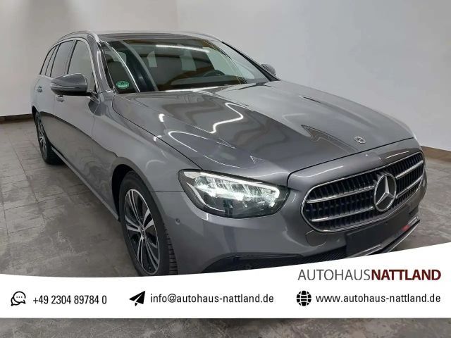 Mercedes-Benz E 200 AVANTGARDE E 200 d Estate