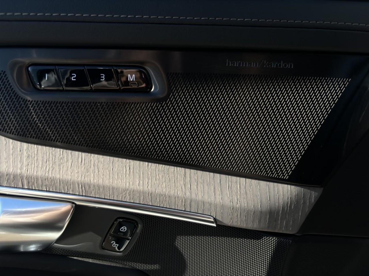 Volvo XC90 AWD Dark T8 Ultra