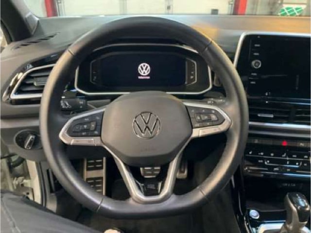 Volkswagen T-Roc 1.5 TSI DSG R-Line