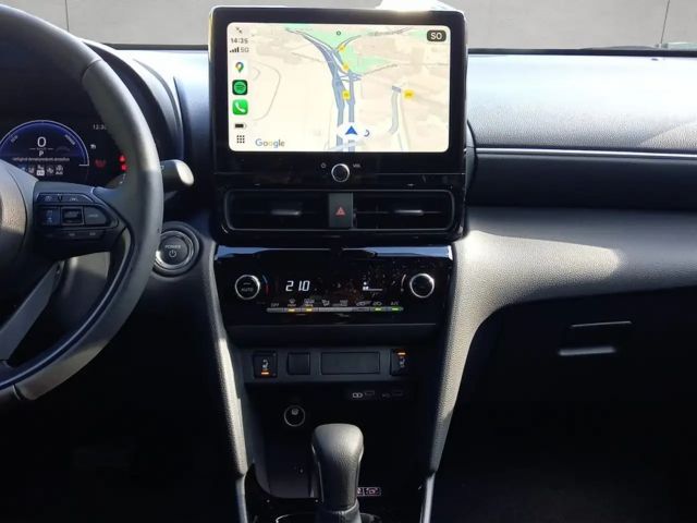 Toyota Yaris Cross Teamplayer,Safety-Paket,Winter-Paket