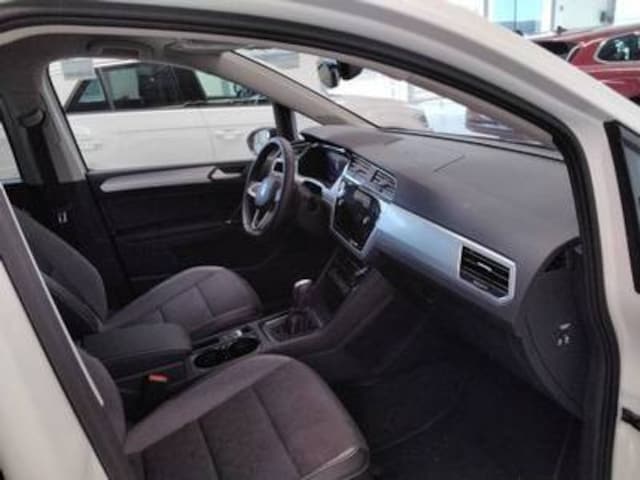 Volkswagen Touran 1.5 TSI DSG