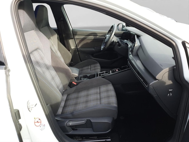 Volkswagen Golf GTE IQ.Drive