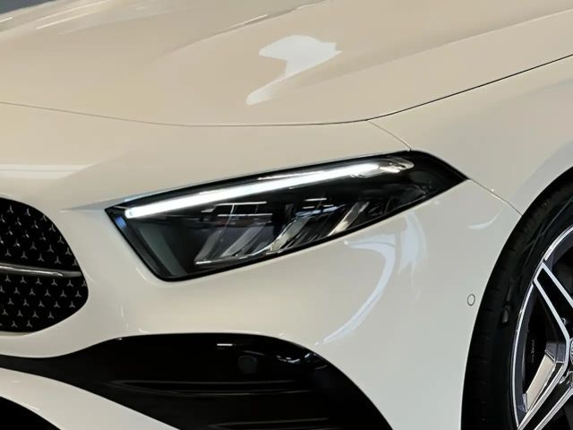 Mercedes-Benz A 200 AMG Line