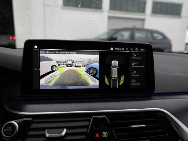 BMW 530 530d M-Sport Touring xDrive