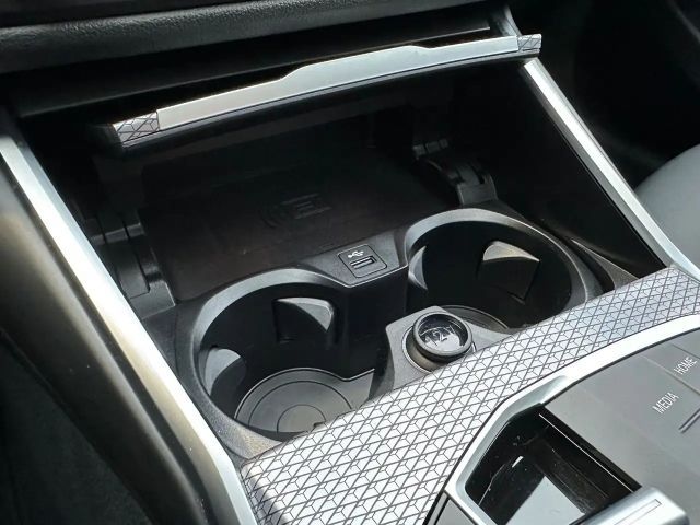 BMW 320 320i M-Sport Touring