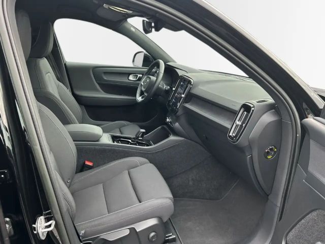 Volvo XC40 Core Recharge