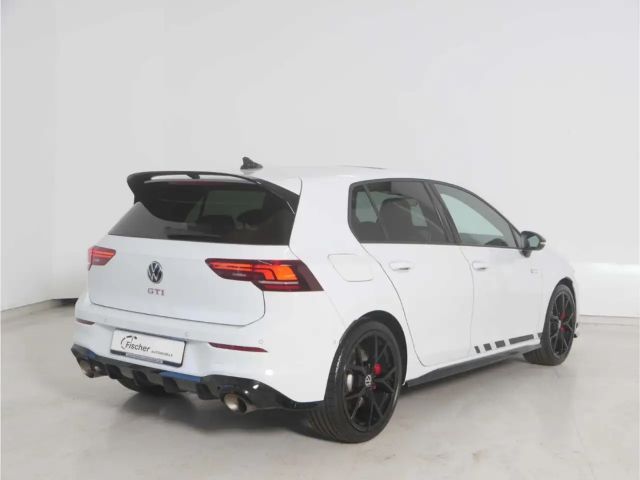 Volkswagen Golf 2.0 TSI DSG GTI Style