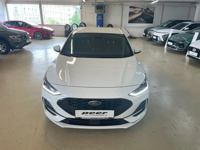 Ford Focus EcoBoost ST Line Style