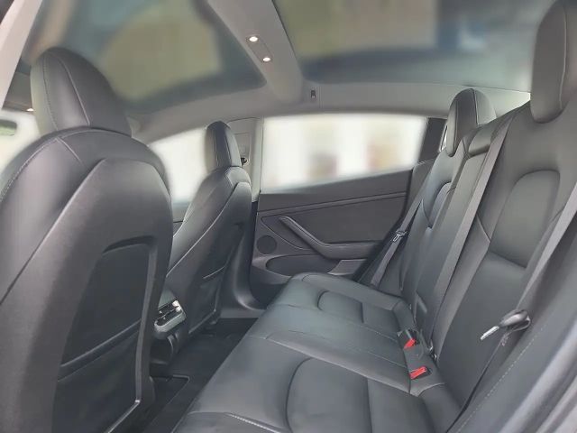 Tesla Model 3 FACELIFT SPORT PARKSENSOREN V+H PANO+19 SPORTALU!