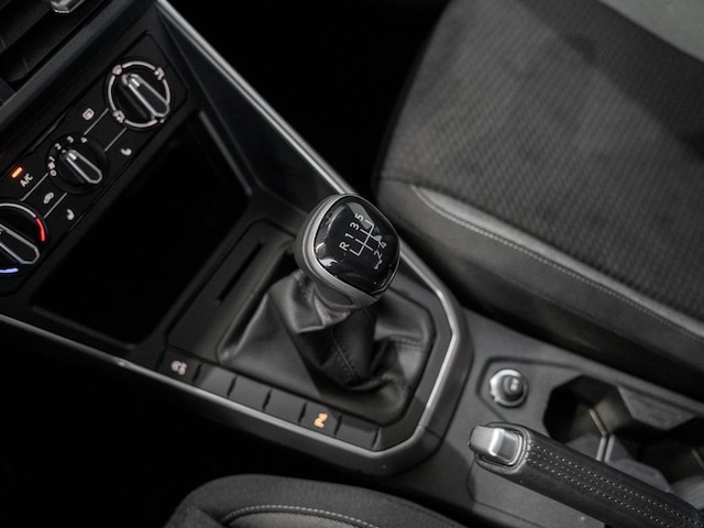 Volkswagen Polo 1.0 5-Gang Virtual LED PDC SHZ SoundSys