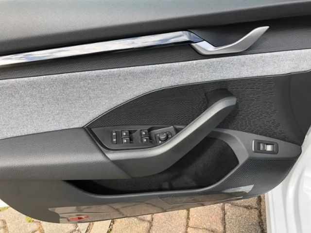 Skoda Octavia Combi Tour