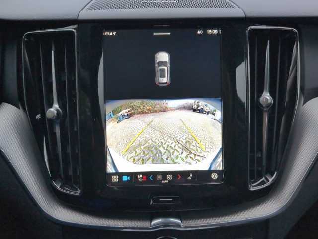 Volvo XC60 AWD Dark Plus