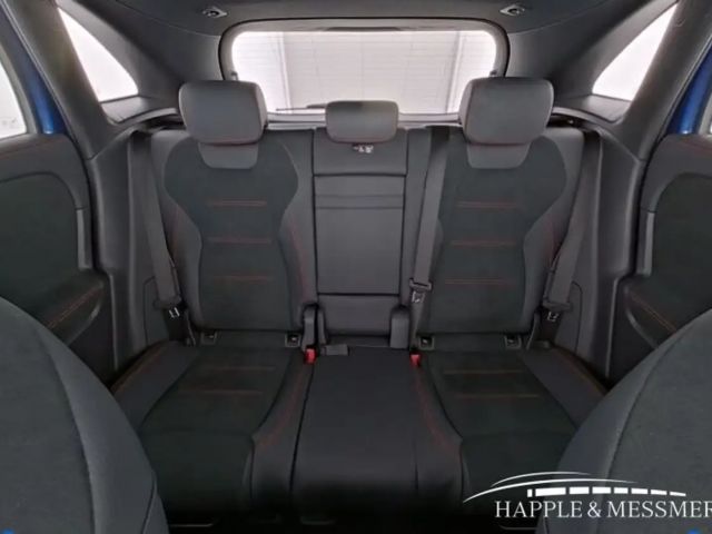 Mercedes-Benz GLA 200 AMG Line