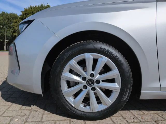 Opel Astra 1.2 Turbo Edition Turbo