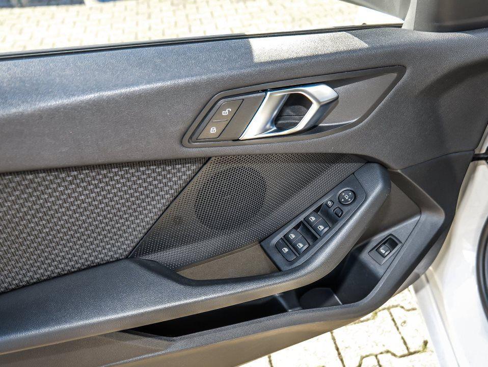 BMW 116 116d 5-deurs Advantage pakket