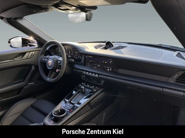 Porsche 992 4 Coupé GTS Targa