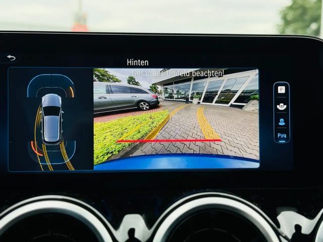 Mercedes-Benz B 200 Progressive Sedan