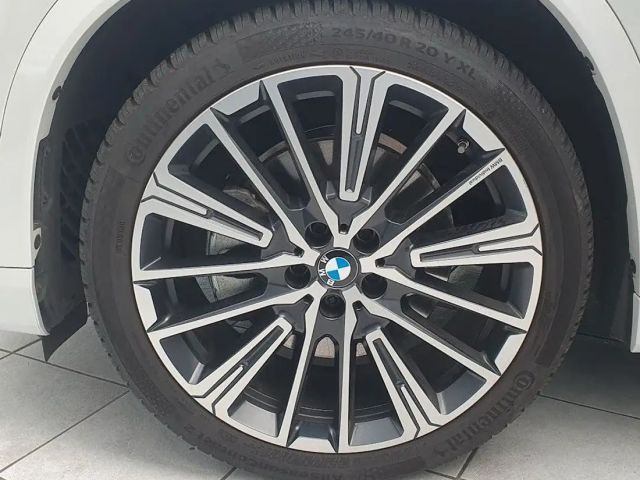 BMW X1 23 *HK- AHK- HUD- ACC- Panoramadach*