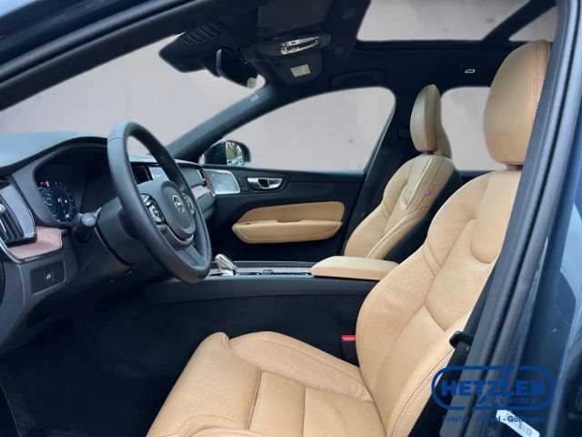 Volvo XC60 AWD Dark Ultra