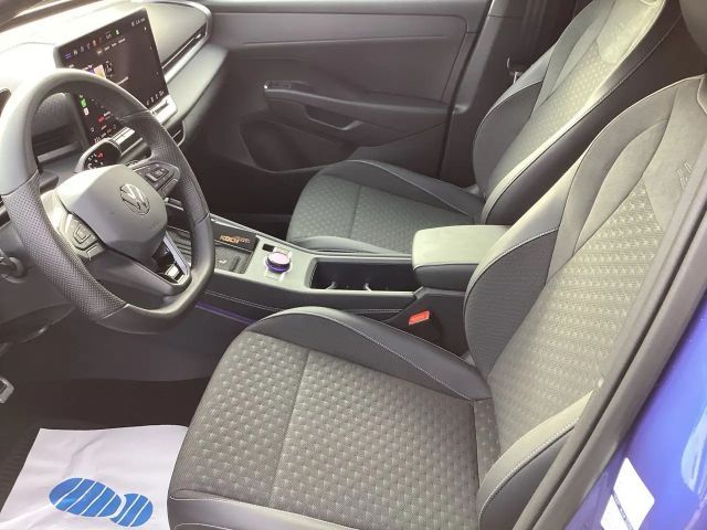 Volkswagen T-Roc 1.5 eTSI DSG R-Line