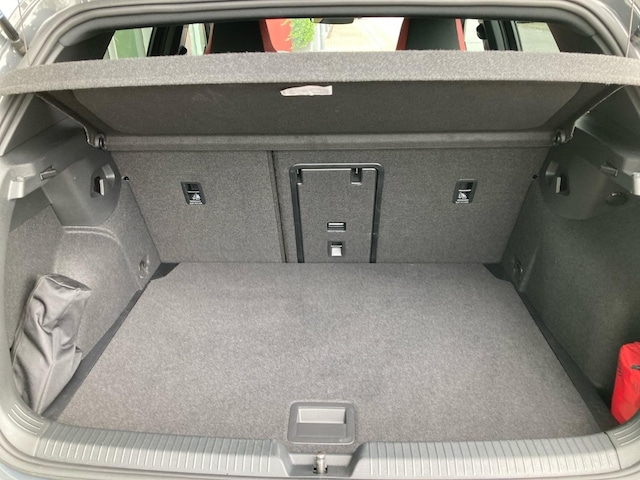 Volkswagen Golf 2.0 TSI DSG Golf VIII