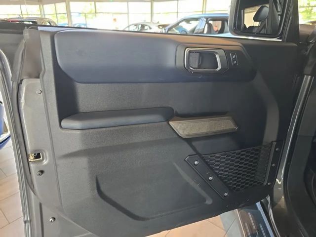 Ford Bronco Outer Banks