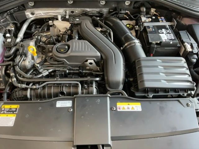 Volkswagen T-Roc 1.5 TSI Plus