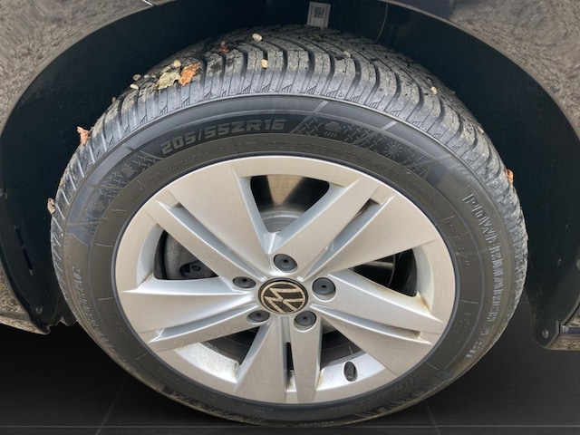 Volkswagen Golf 2.0 TDI DSG Life Variant